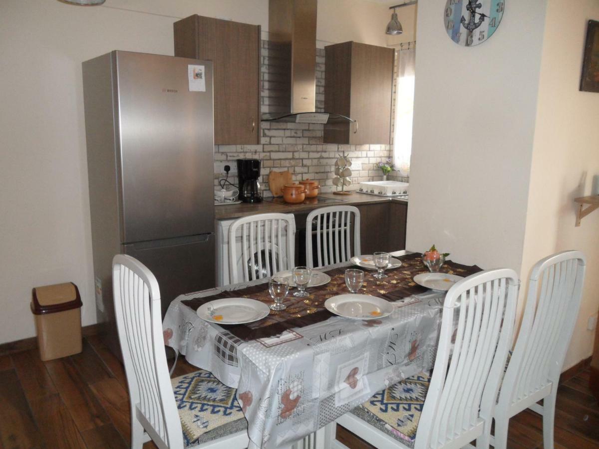 Sunshine Apts, Two Bedroom , Free Internet, No 3 Agia Napa